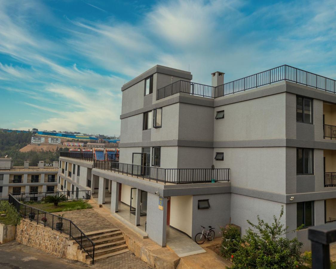 Phoenix Apartment By Link Kigali Esterno foto